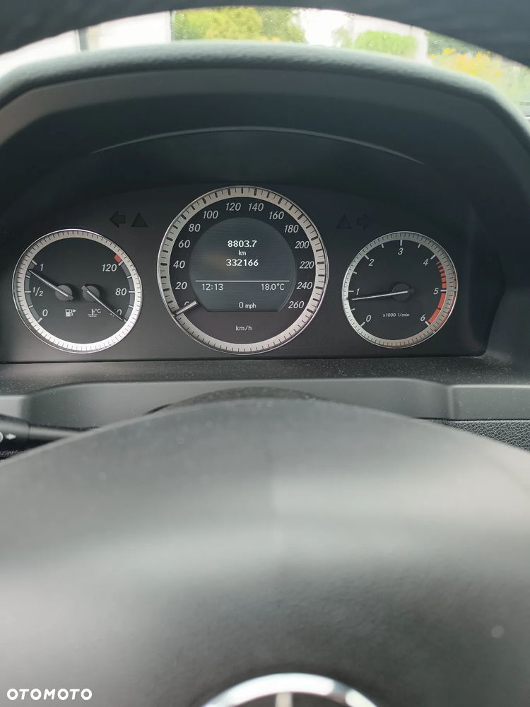 Mercedes-Benz Klasa C 220 CDI DPF BlueEFFICIENCY - 8