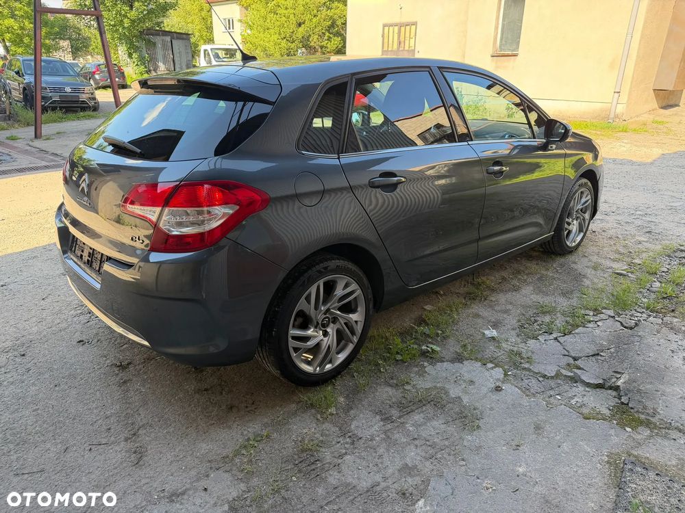 Citroën C4 1.6 HDi Exclusive - 11