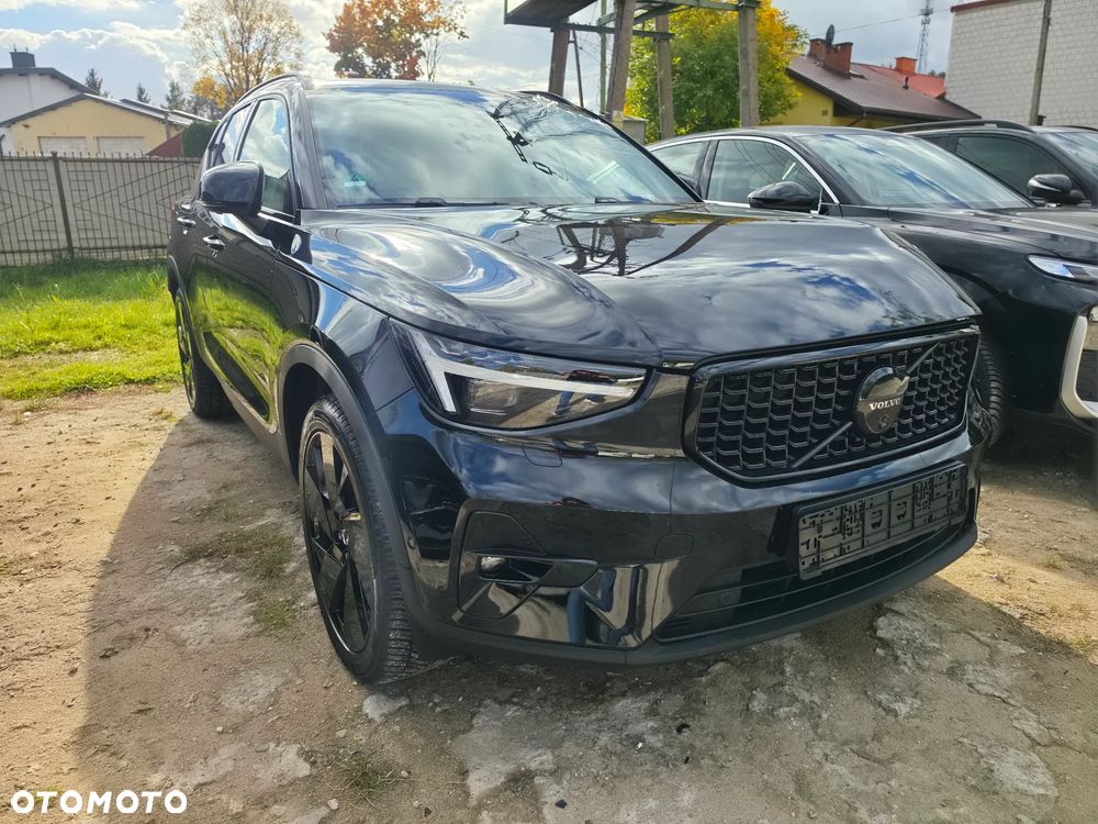 Volvo XC 40 B4 B DKG Ultra Black Edition - 7