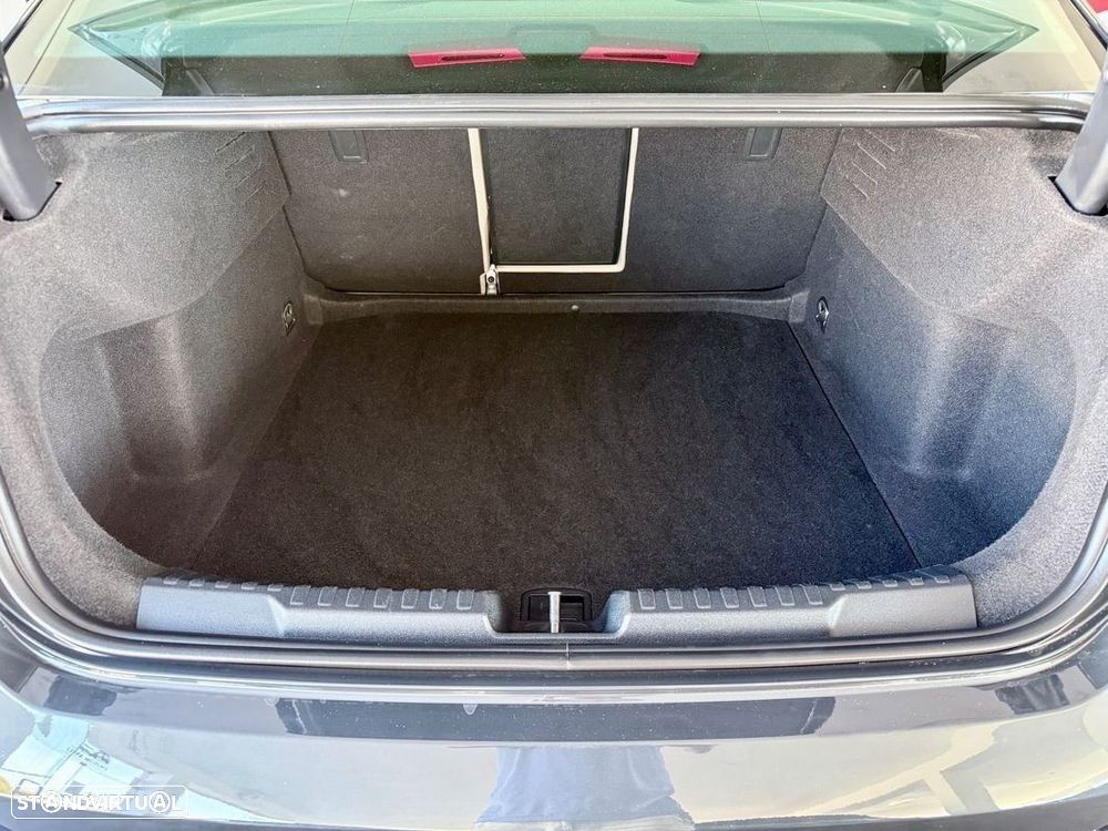 Audi A3 Limousine 30 TFSI Advanced - 20