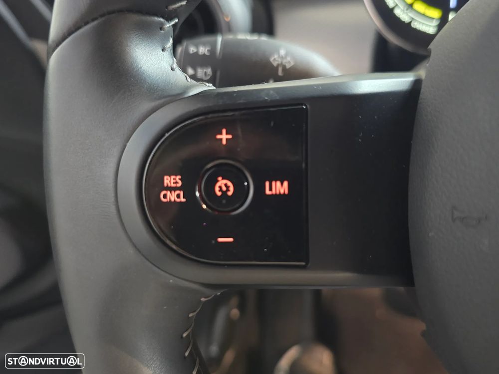 MINI 3 Portas Cooper SE Premium P. Yours - 23