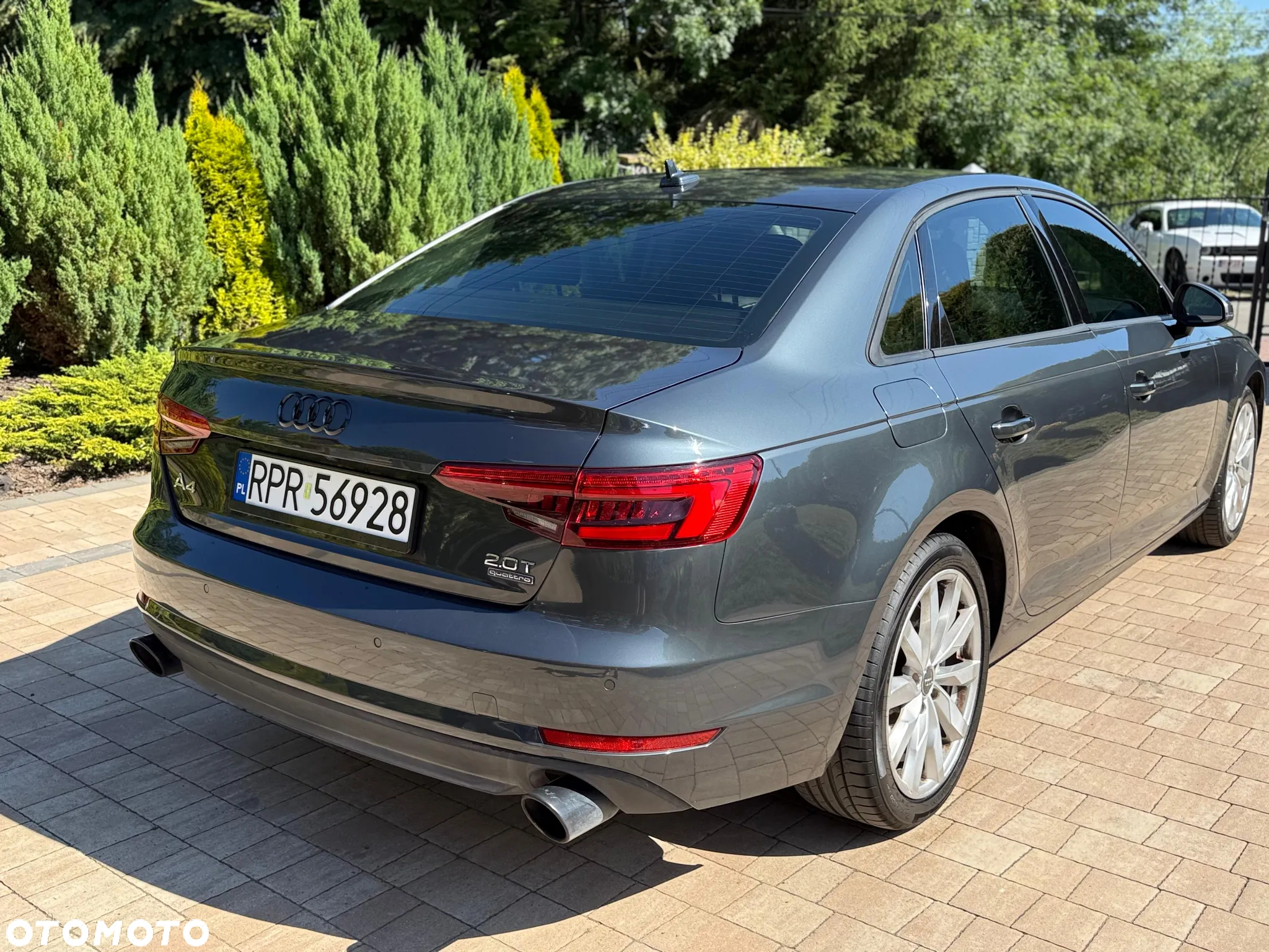 Audi A4 2.0 TFSI S tronic - 13