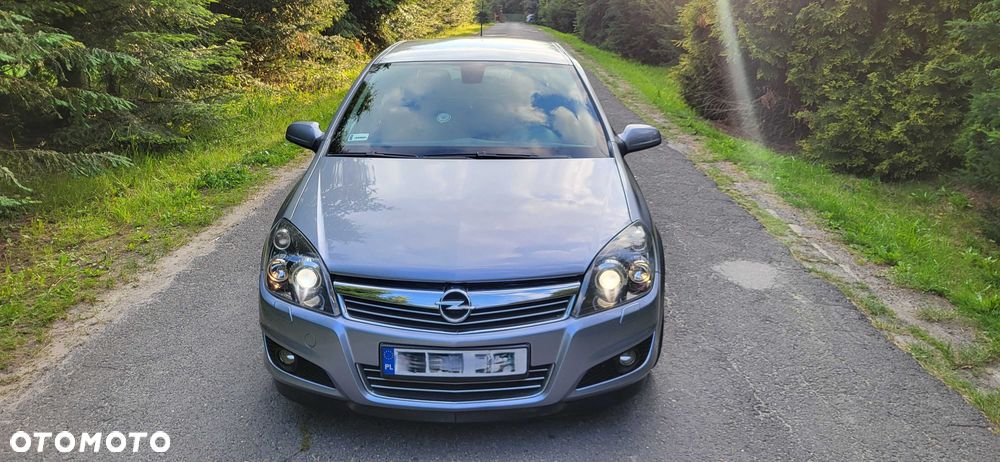 Opel Astra - 1