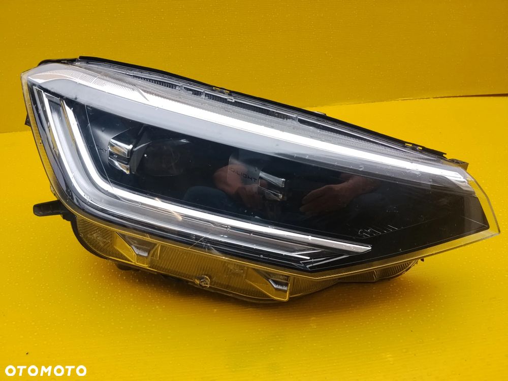 Lampa prawa Full Led IQ light VW Taigo 2g7 Europa bdb.