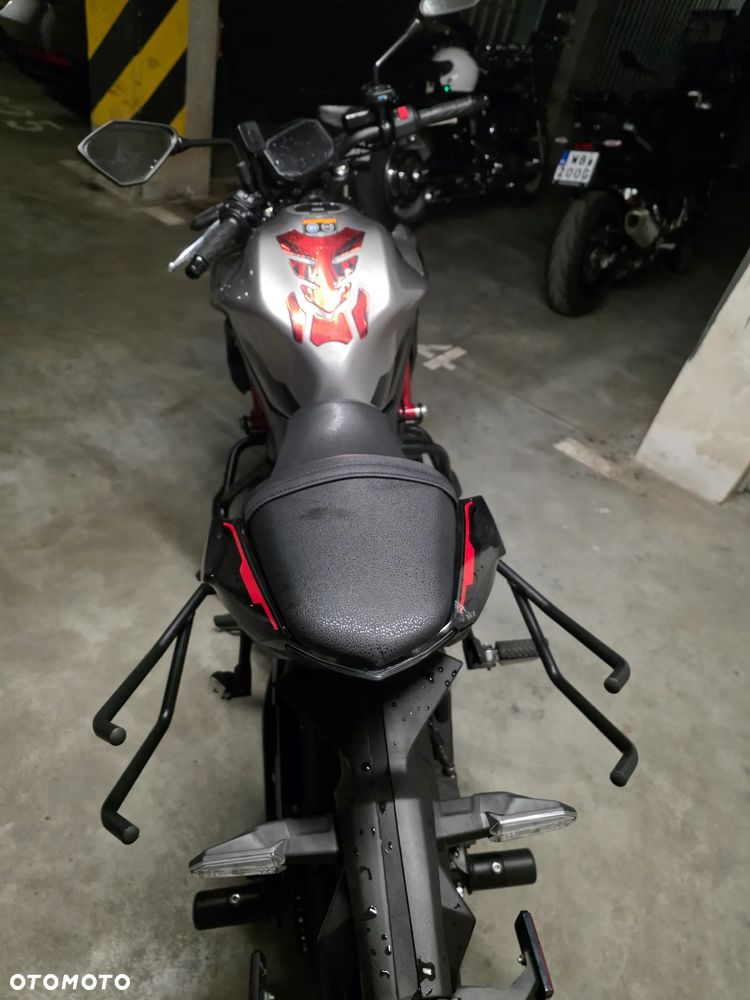 Kawasaki Z 650 - 6