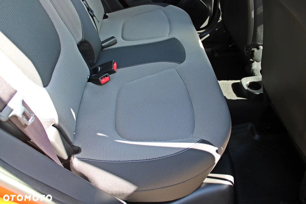Renault Captur 1.2 TCe Intens EDC - 30