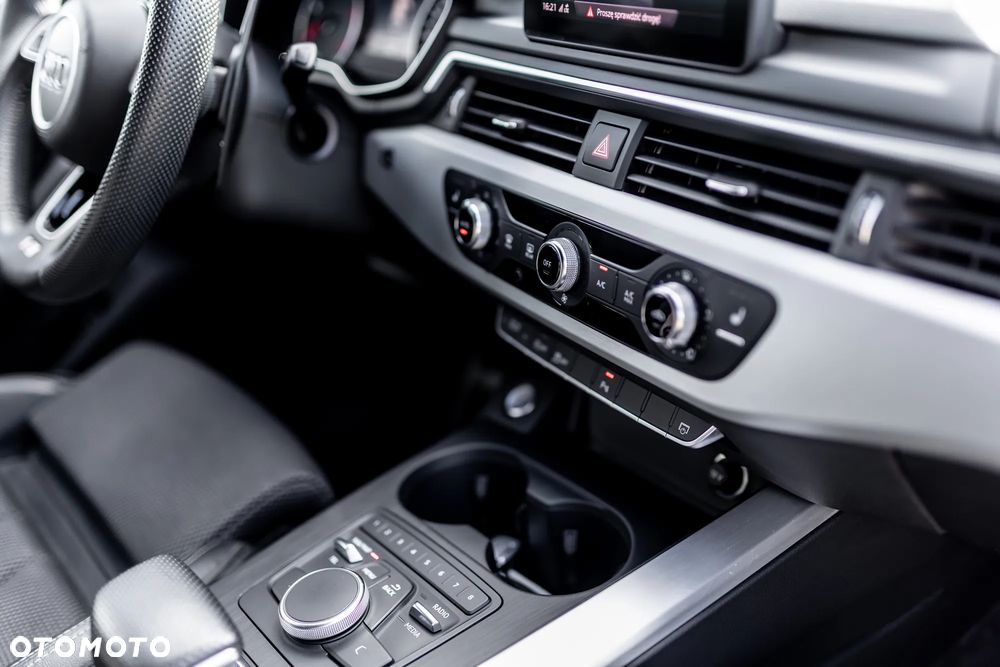 Audi A4 Avant 40 TDI S Line S tronic - 13