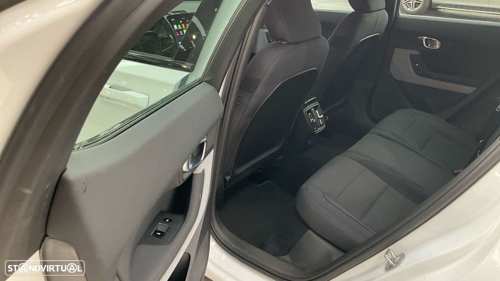 Polestar 2 Standard Range 69 kWh - 6