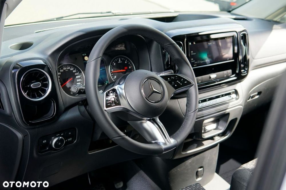 Mercedes-Benz VITO - 16