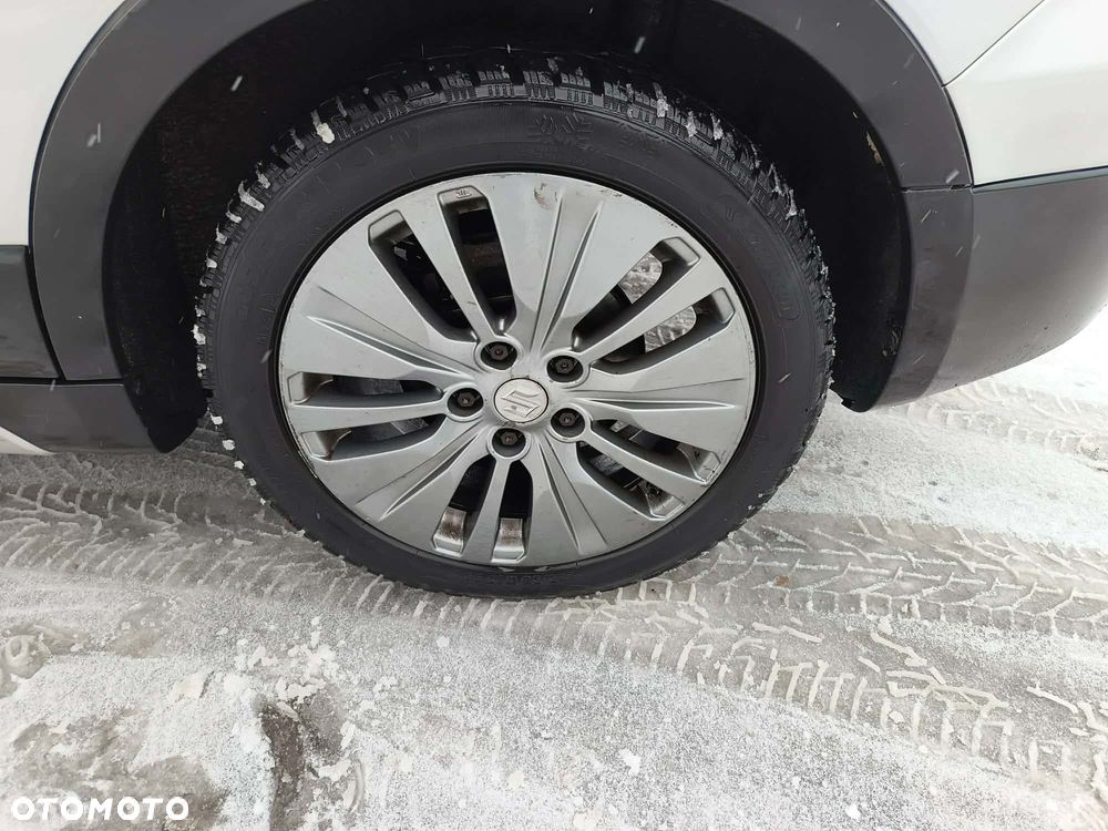 Suzuki SX4 Classic 1.6 VVT 4x4 Comfort - 8