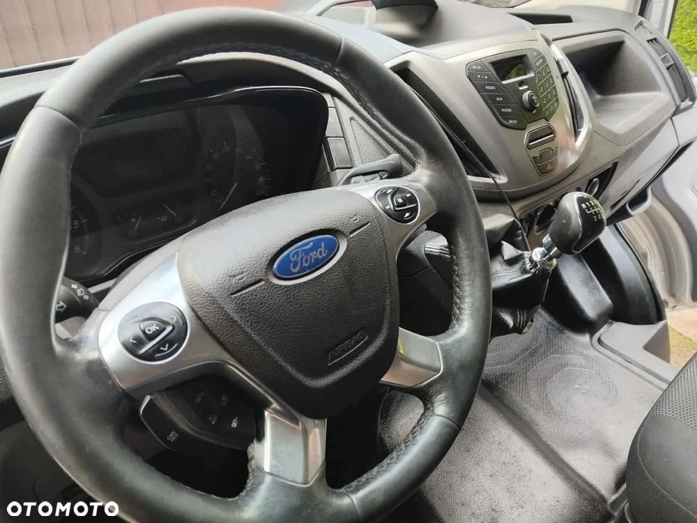 Ford Transit - 15