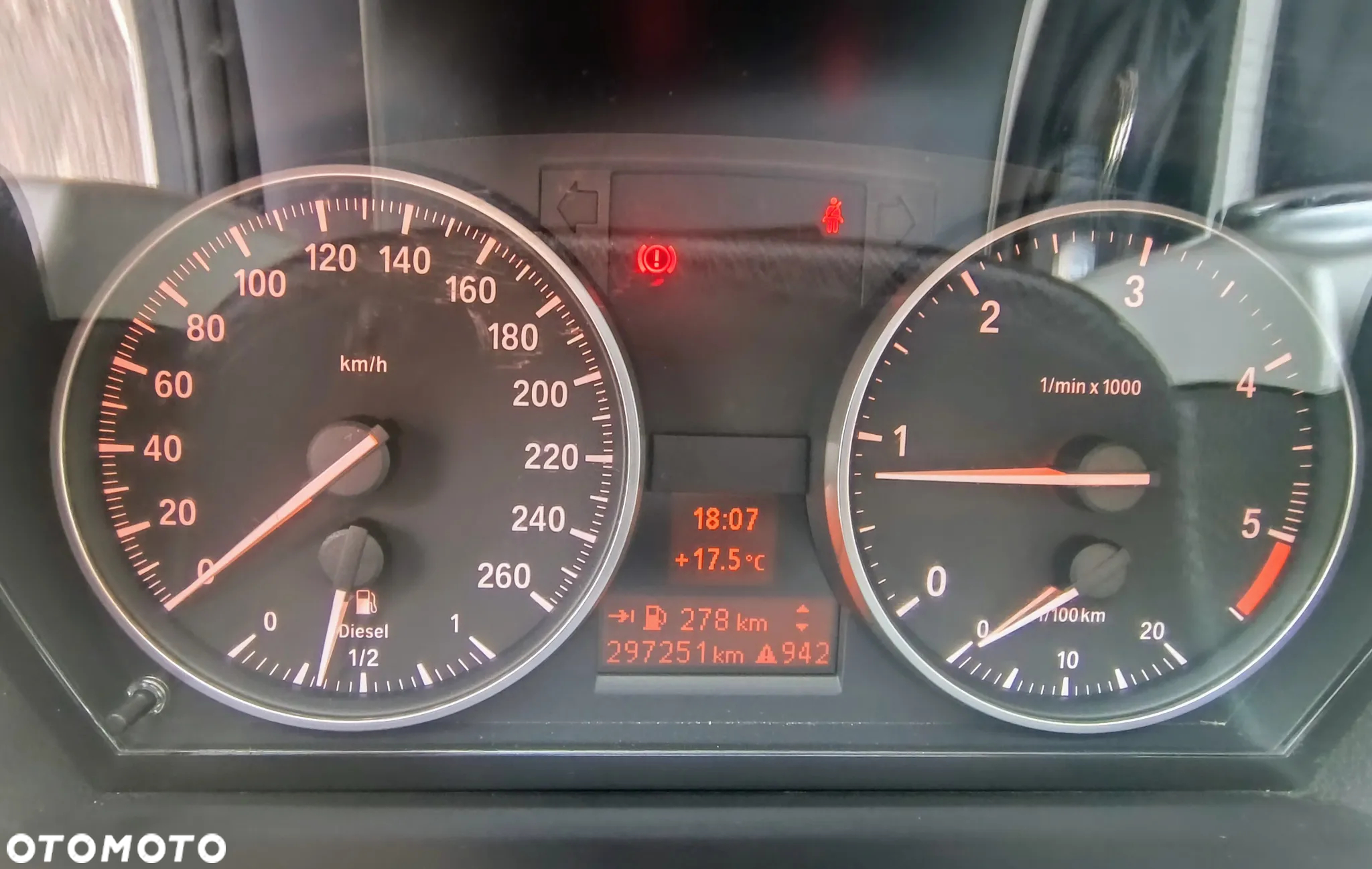 BMW Seria 3 318d - 16