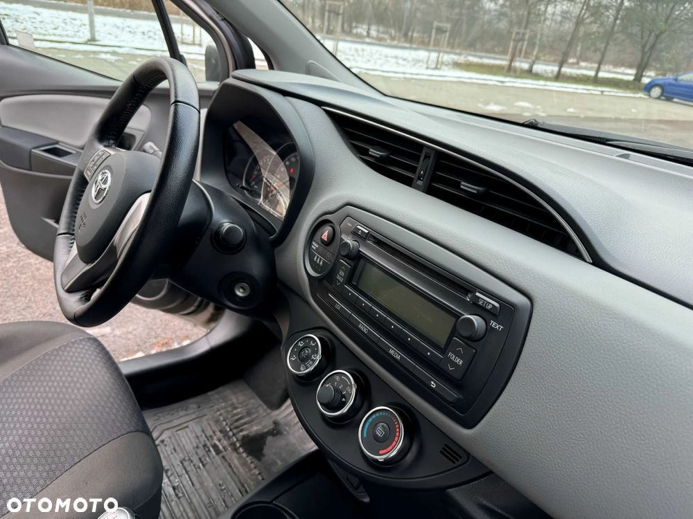 Toyota Yaris 1.0 Active EU6 - 4