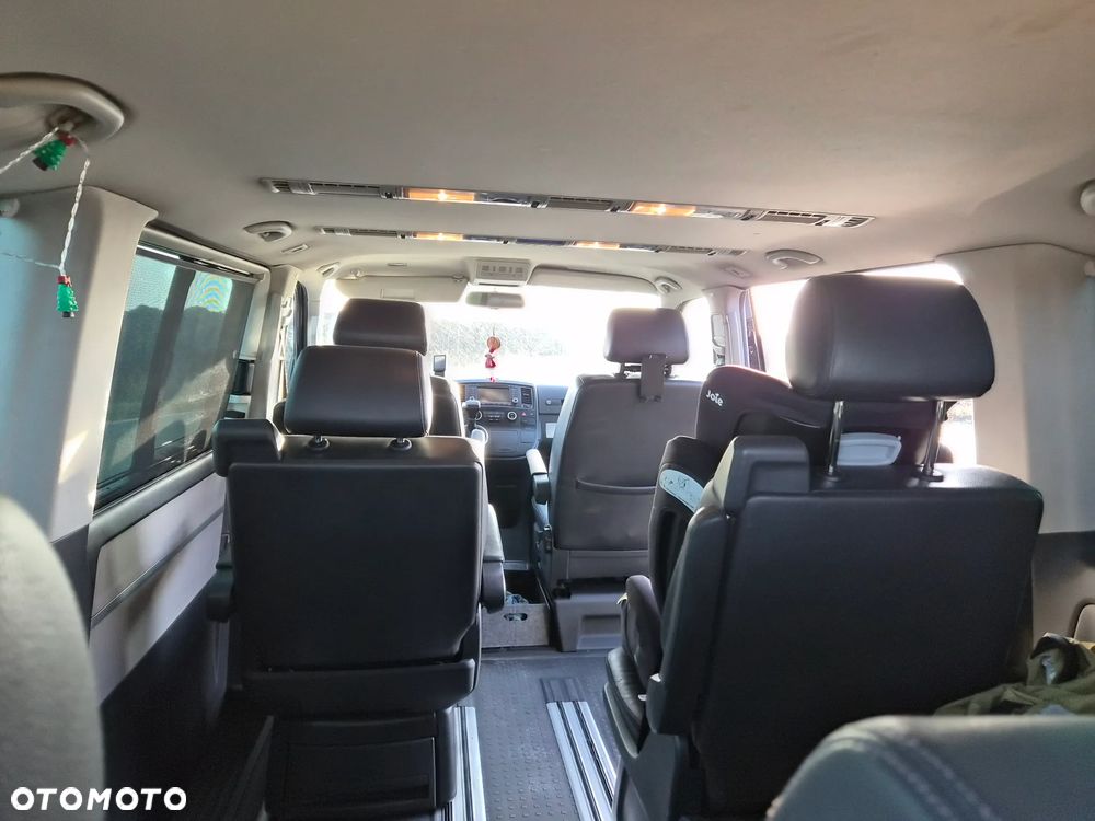 Volkswagen Multivan - 20