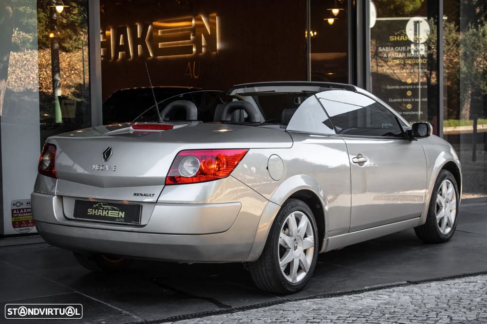 Renault Mégane CC 1.5 dCi Dynamique - 4