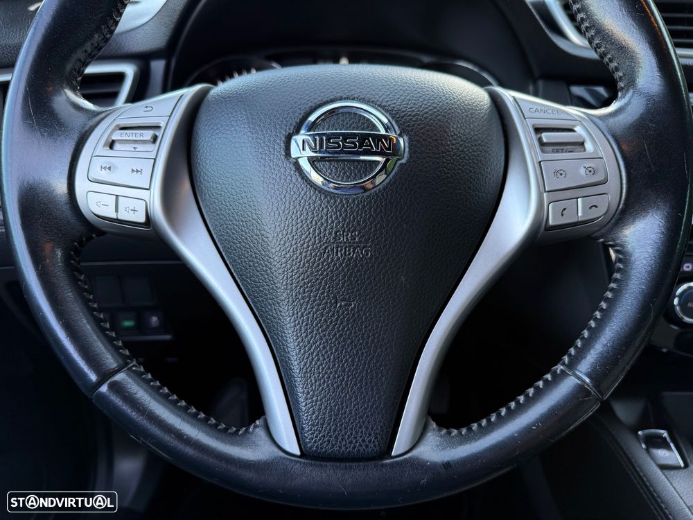 Nissan Qashqai 1.6 dCi Tekna Alcantara Xtronic - 17