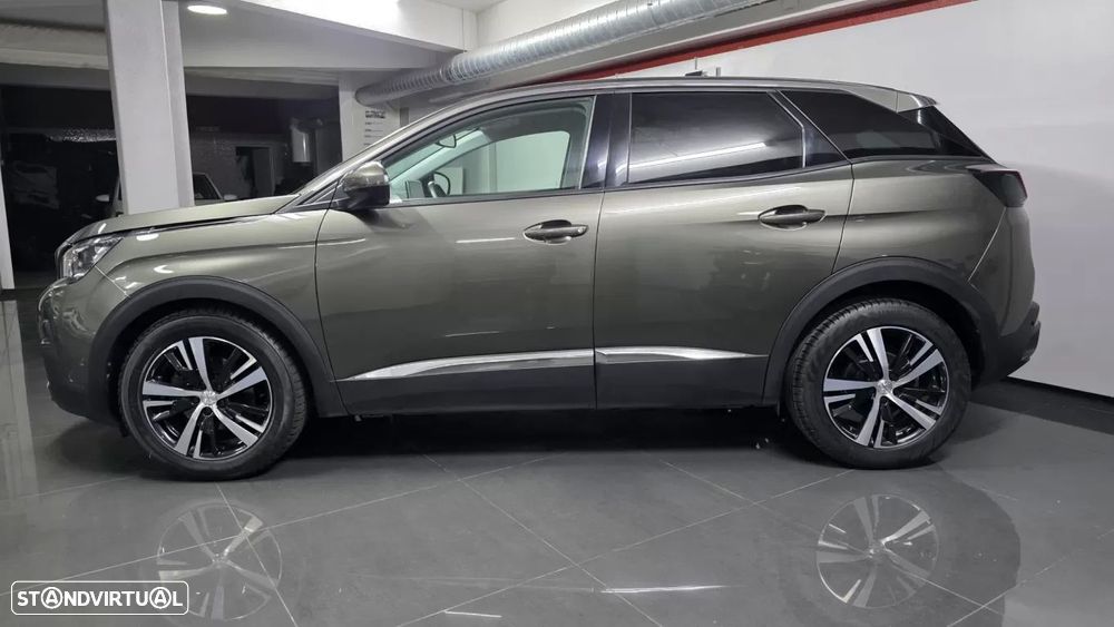 Peugeot 3008 1.2 PureTech Allure EAT6 — fotografia 2