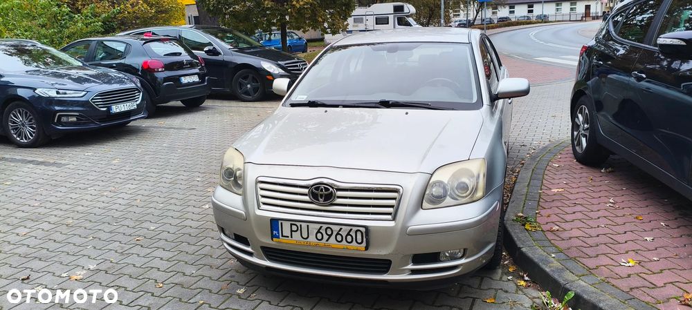 Toyota Avensis 2.0 VVT-i Prestige - 4
