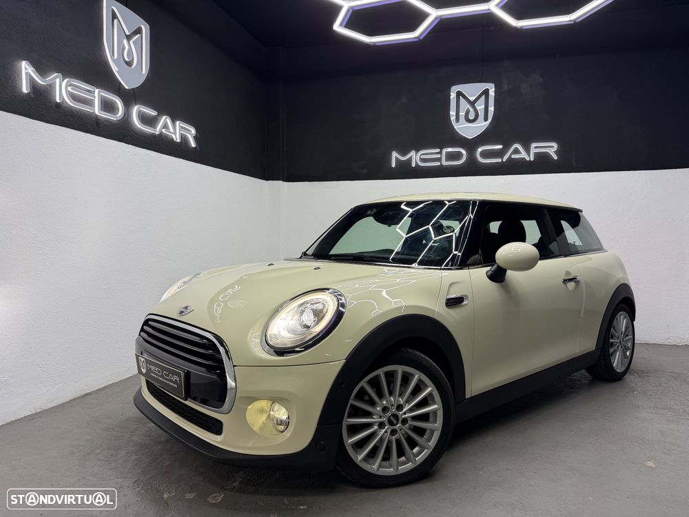 MINI 3 Portas Cooper Auto - 3