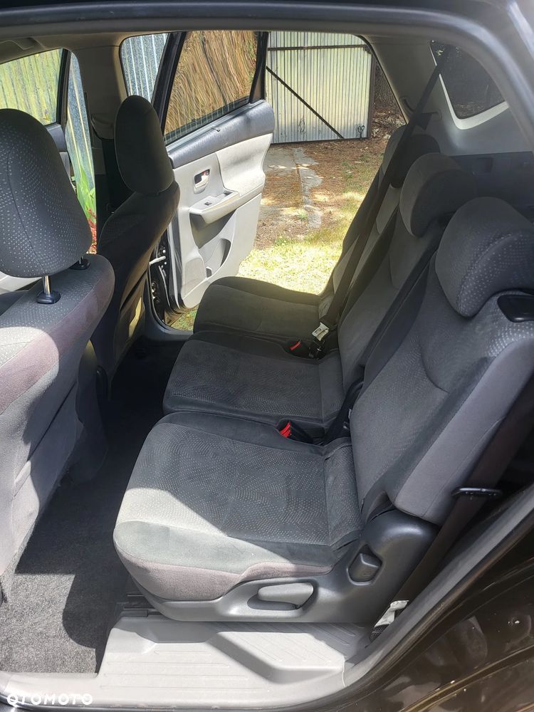 Toyota Prius+ 1.8 HSD Prestige - 6
