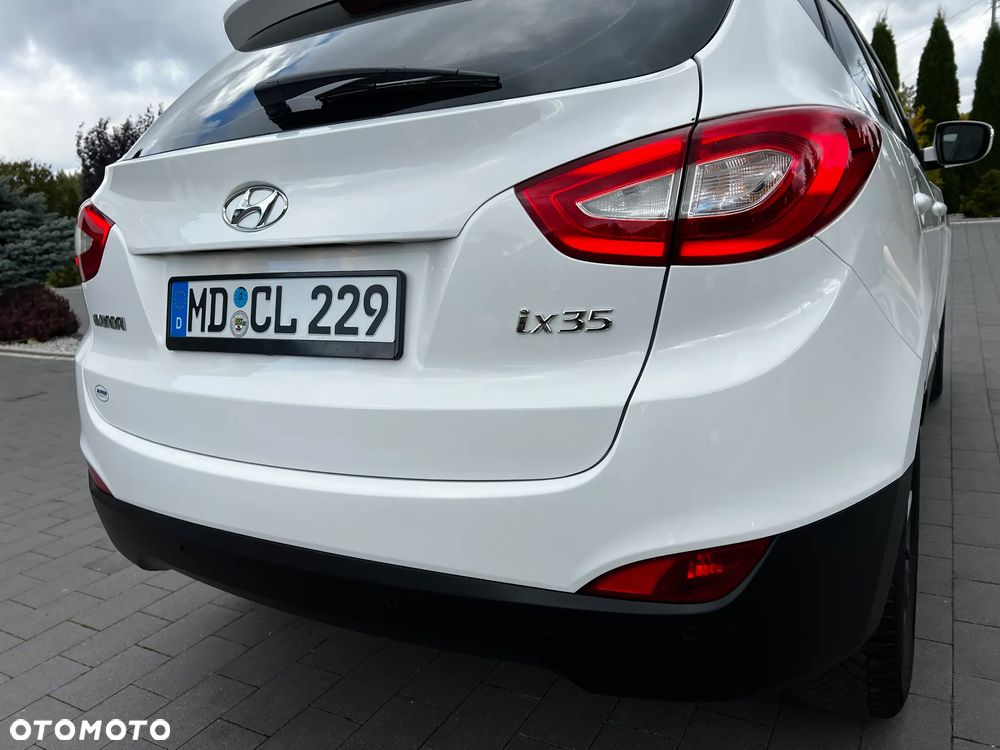 Hyundai ix35 1.6 2WD Fifa World Cup Edition - 12