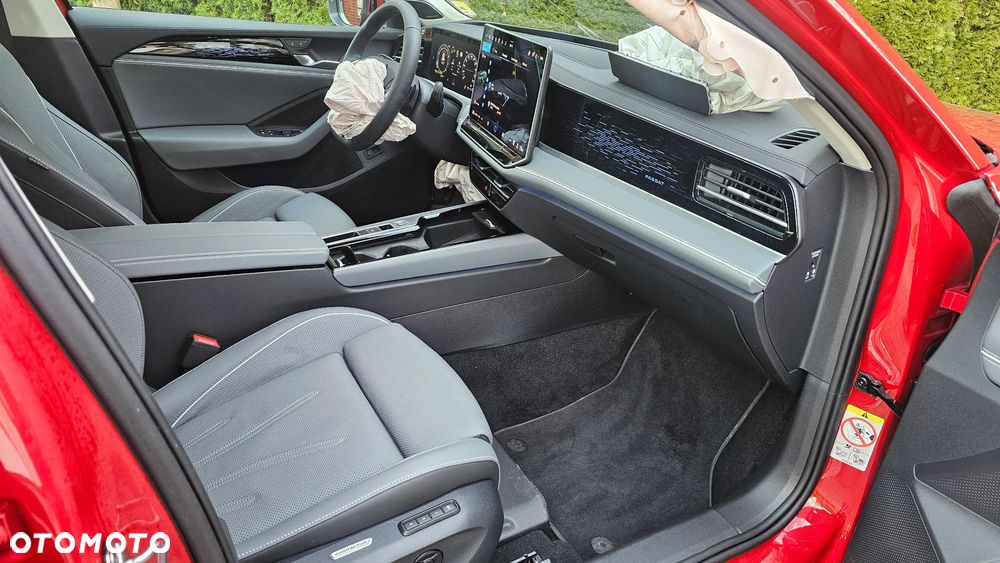 Volkswagen Passat - 31