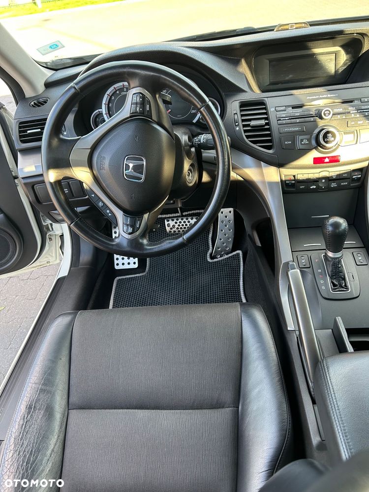 Honda Accord 2.4 Executive - 28