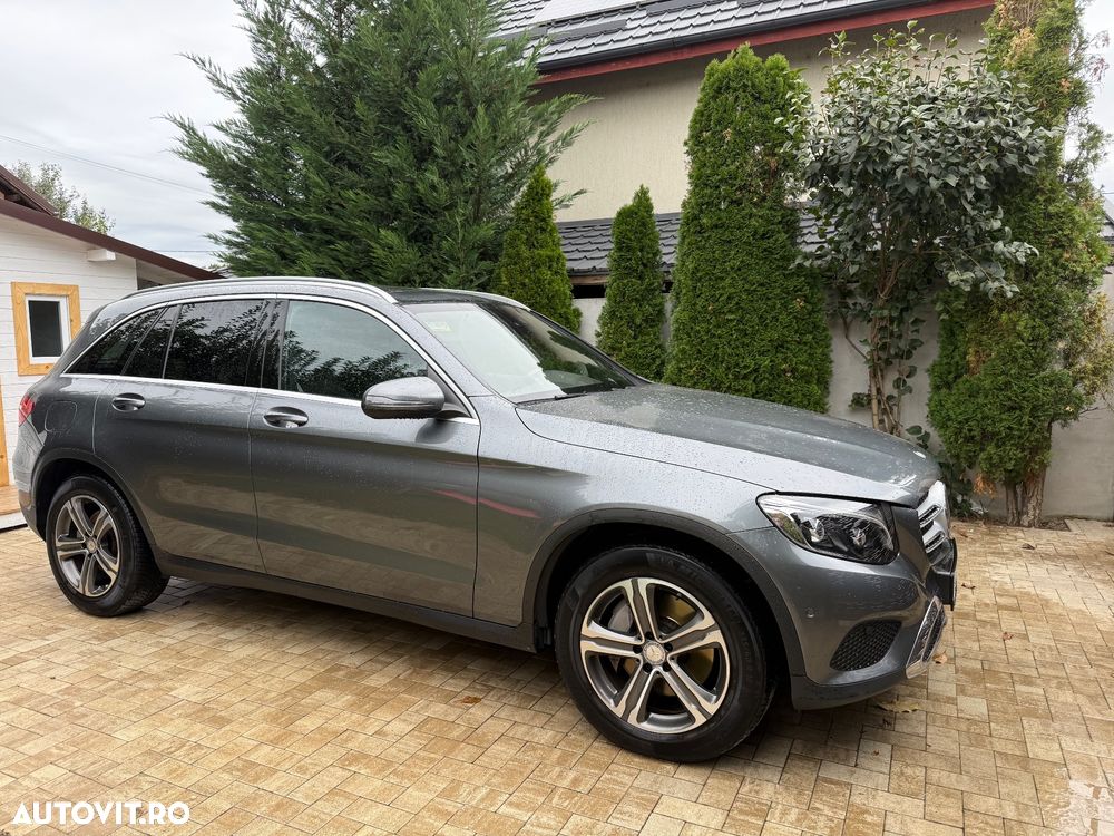 Mercedes-Benz GLC - 1