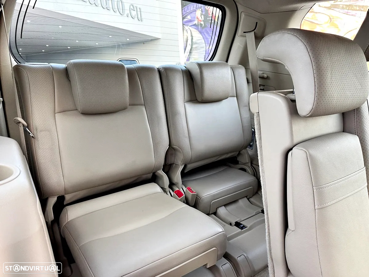Toyota Land Cruiser Prado - 31