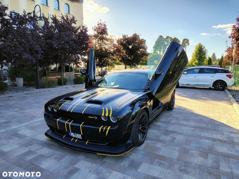 Dodge Challenger 6.4 Scat Pack Widebody - 6