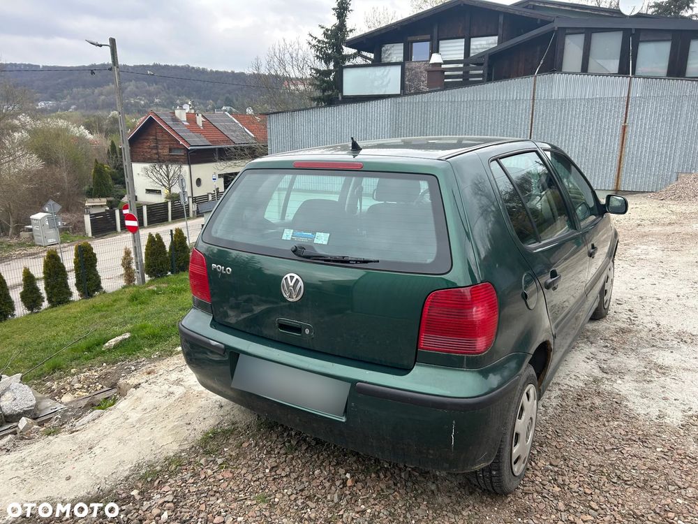 Volkswagen Polo 1.4 Basis - 3
