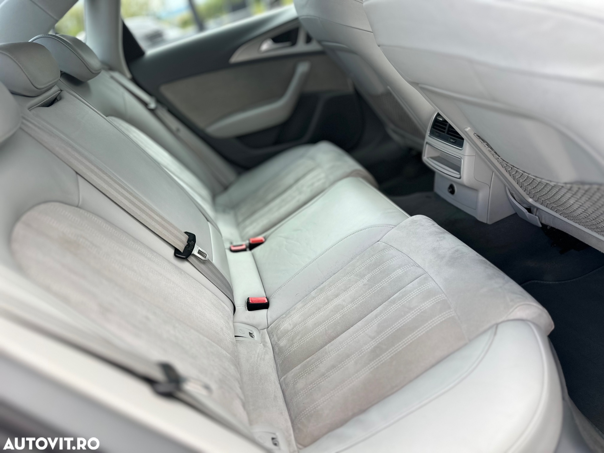 Audi A6 Avant 2.0 TDI Ultra S tronic - 9