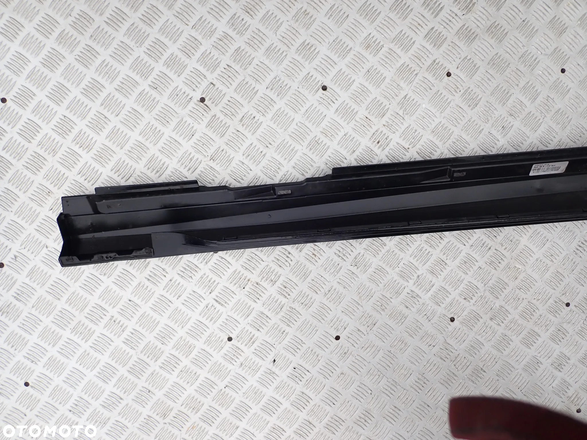 PRÓG LISTWA PROGOWA LEWA / PRAWA AUDI A6 C8 S-LINE  4K0853856A / 4K0853855A - 15