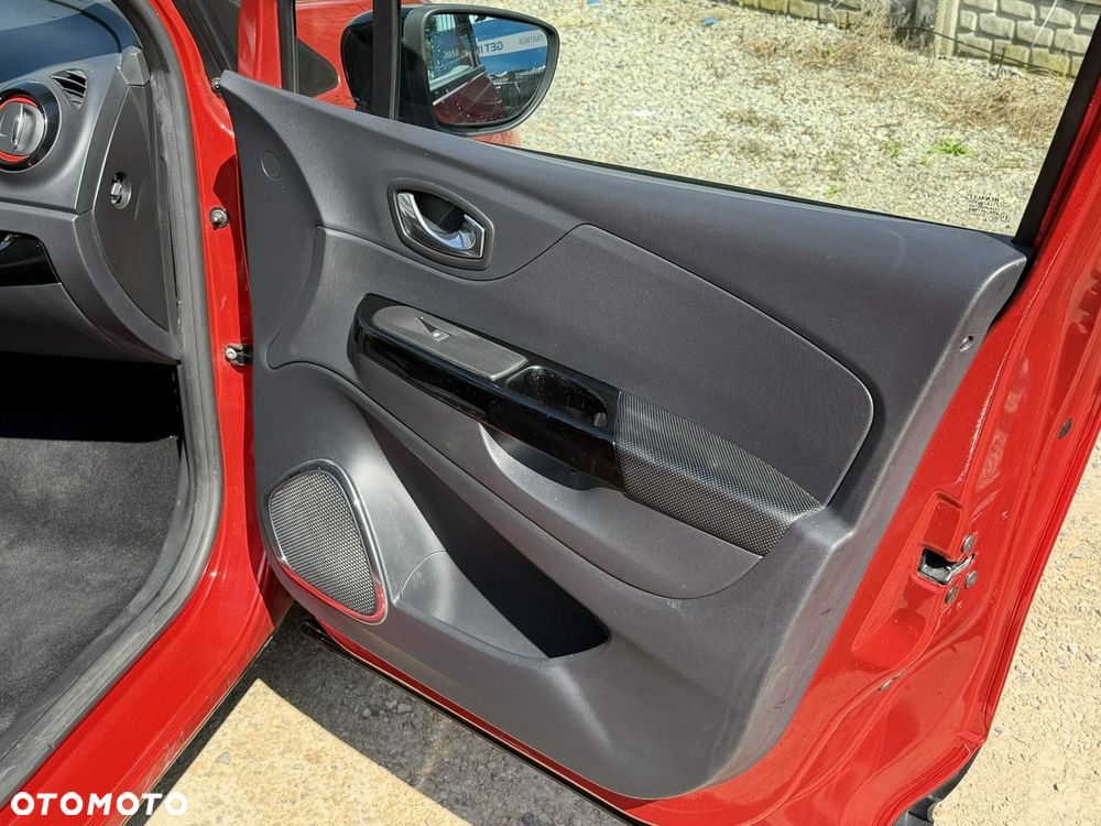 Renault Captur - 23