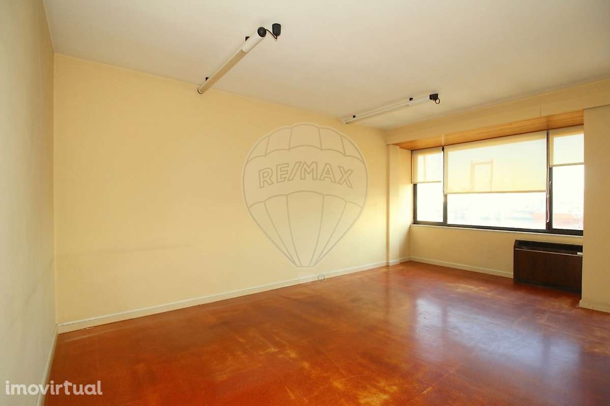 Escritório  para arrendamento - Grande imagem: 3/11