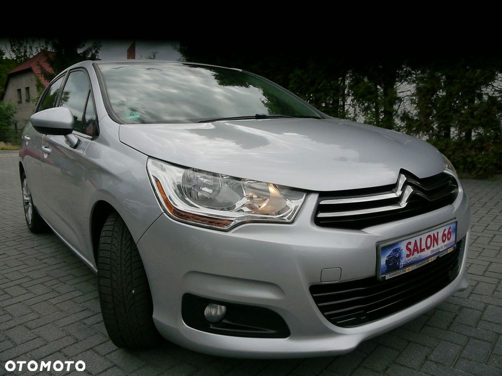 Citroën C4 e-HDi 110 Selection - 8