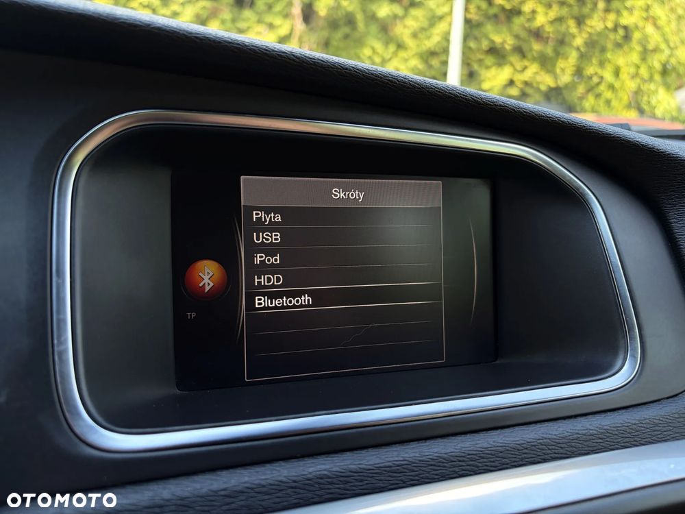 Volvo V40 Cross Country D2 Momentum - 28