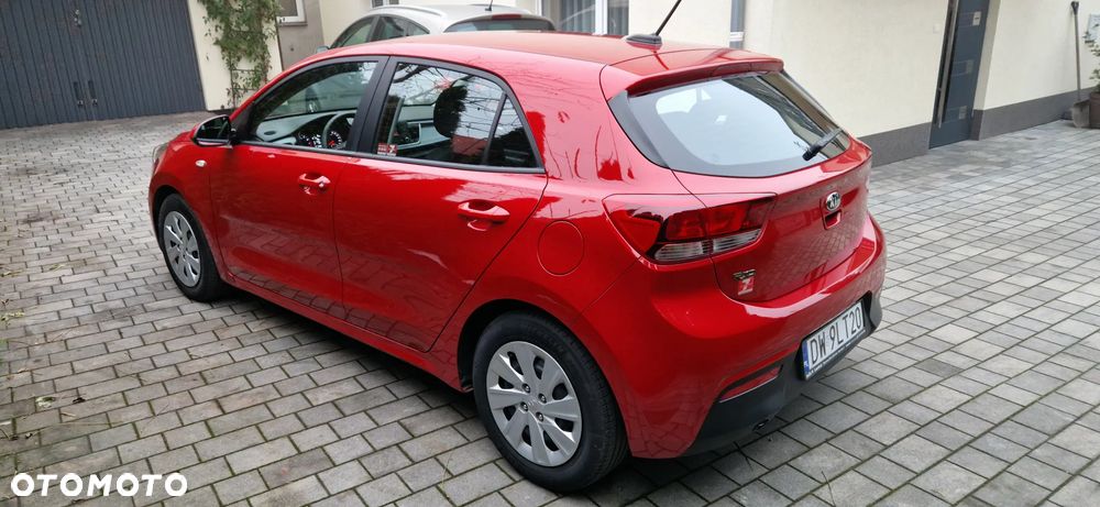 Kia Rio 1.2 M - 15