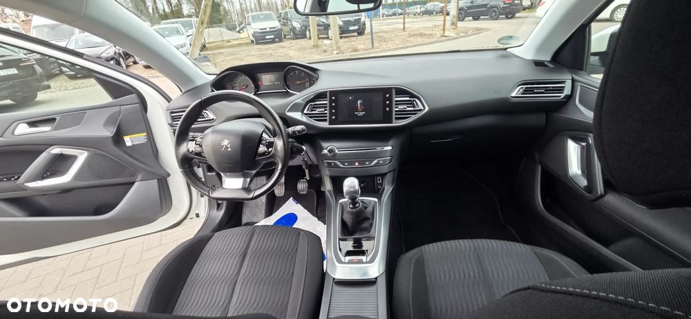 Peugeot 308 - 34