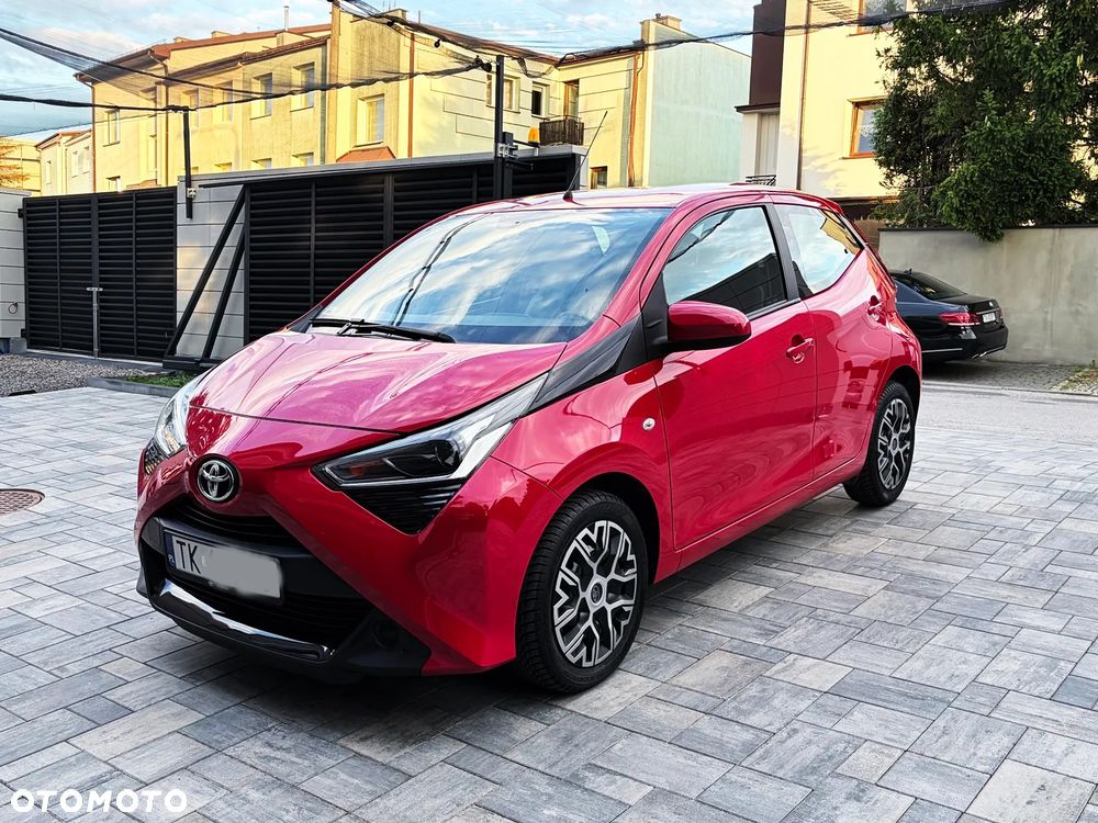 Toyota Aygo 1.0 VVT-i Color Edition - 1