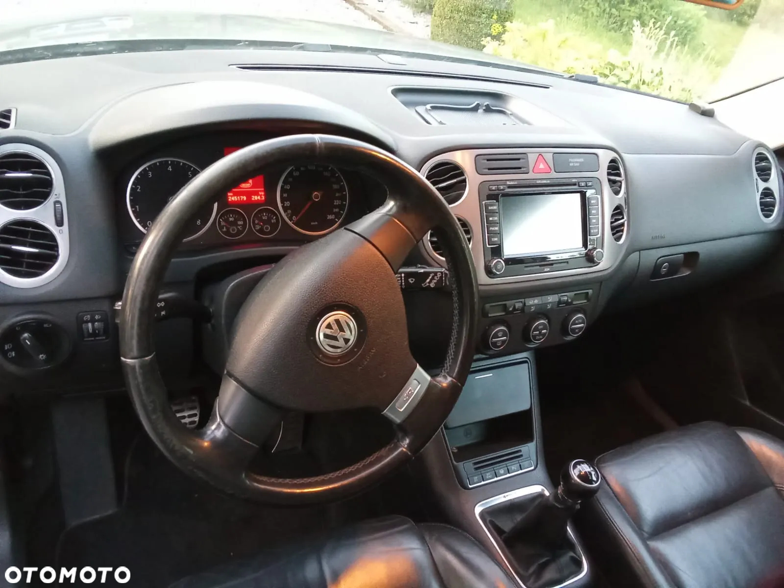 Volkswagen Tiguan - 21
