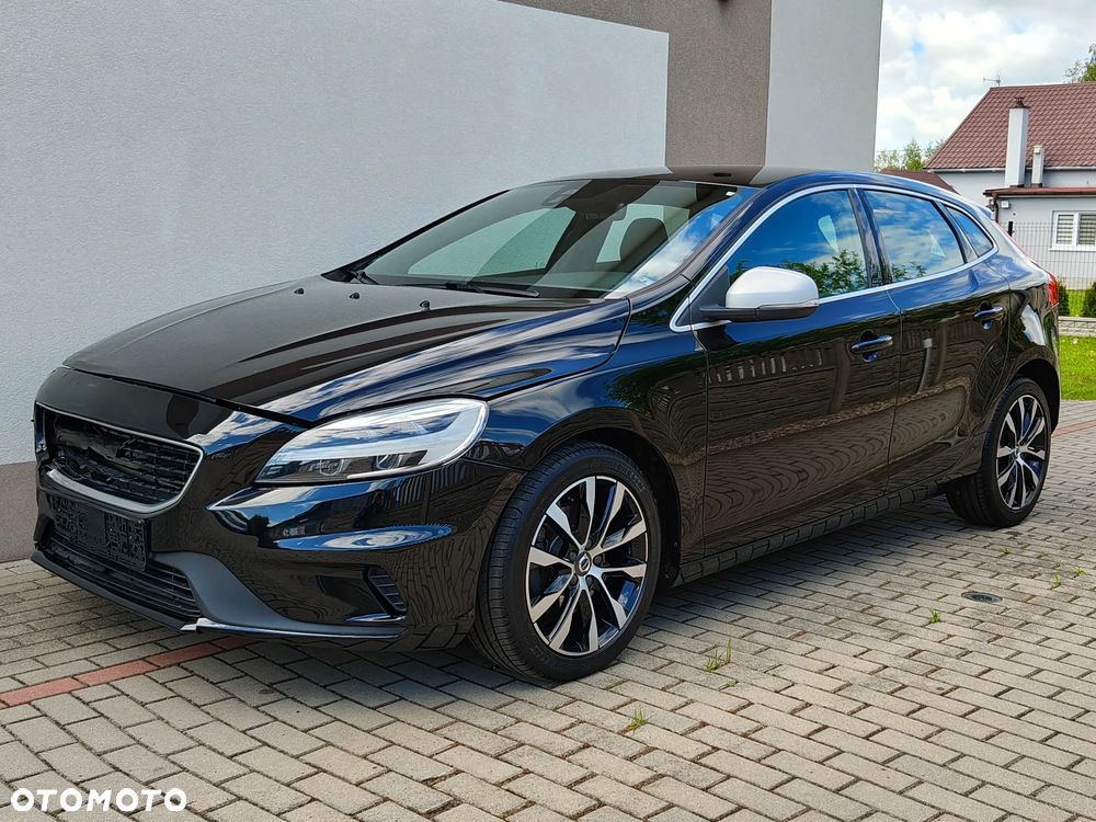 Volvo V40 T2 RDesign - 1