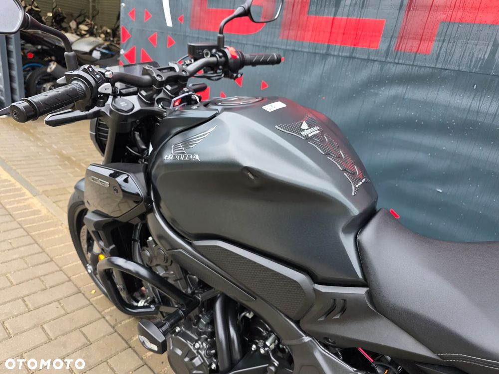 Honda CB - 9