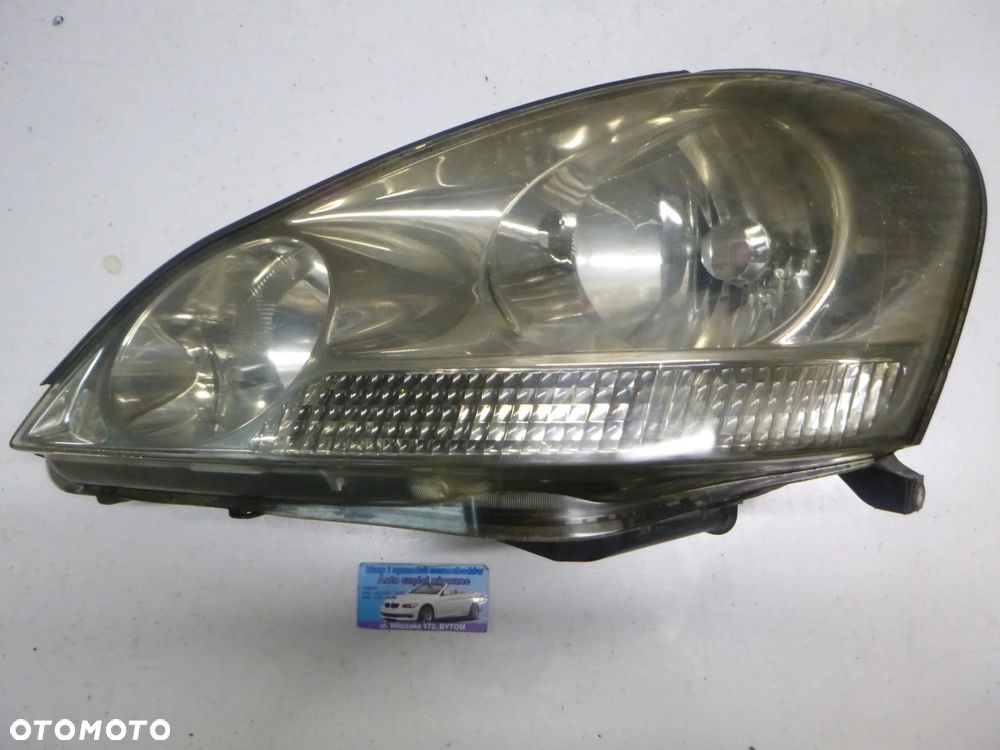 LAMPA LEWY PRZÓD TOYOTA AVENSIS VERSO 2003r - 1