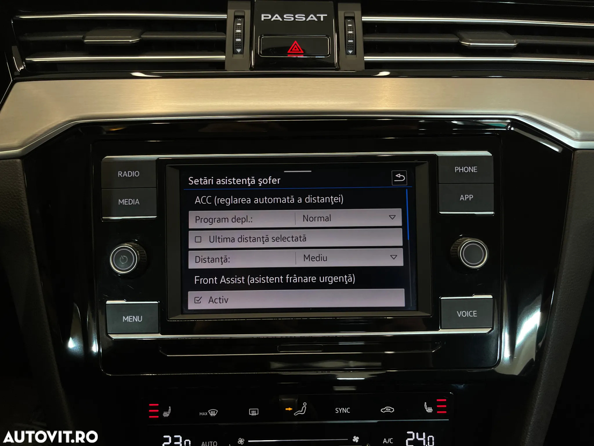 Volkswagen Passat 2.0 TDI DSG Highline - 16