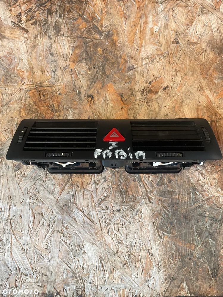 KRATKA NAWIEWU SRODKOWA SKODA FABIA I 6Y0820951 - 3