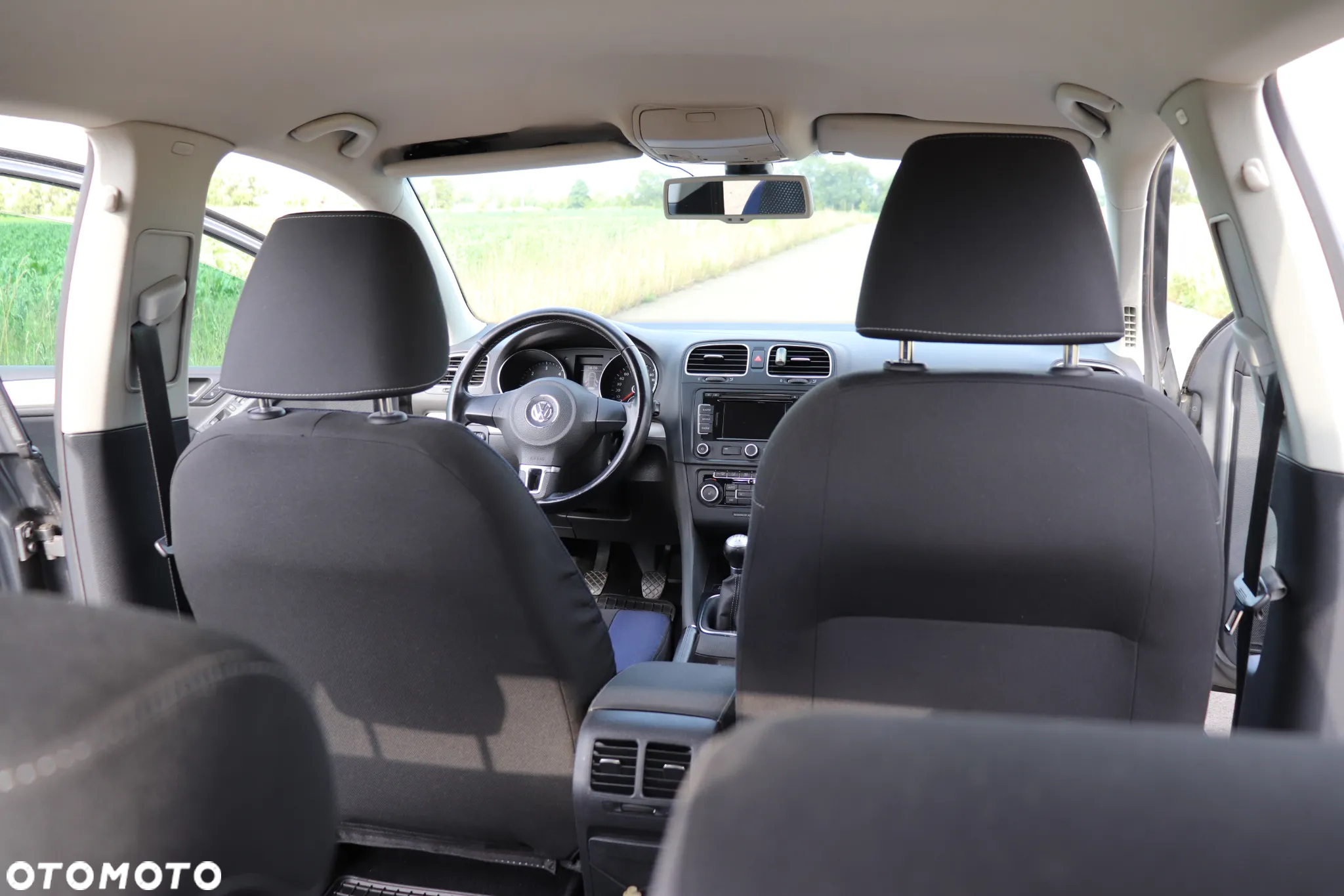 Volkswagen Golf - 14