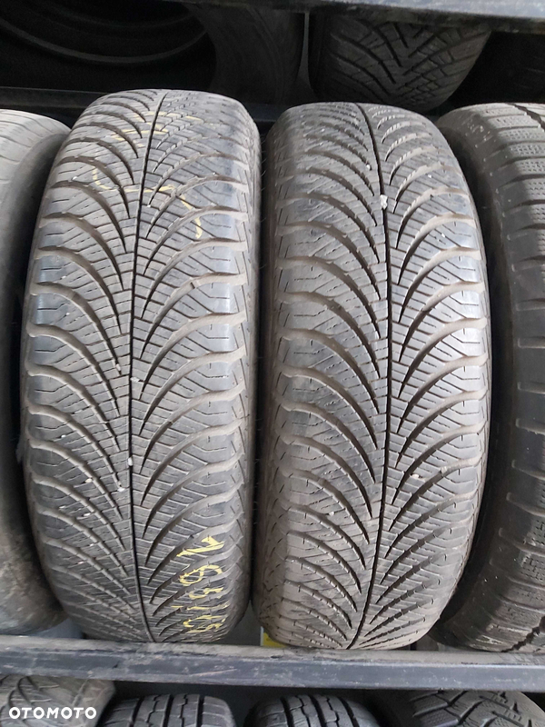 165/65R15 Dwie używane opony całoroczne Goodyear