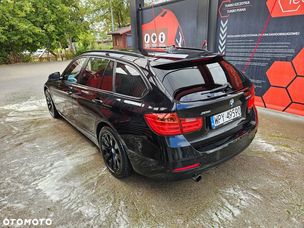 BMW Seria 3 320i xDrive - 5