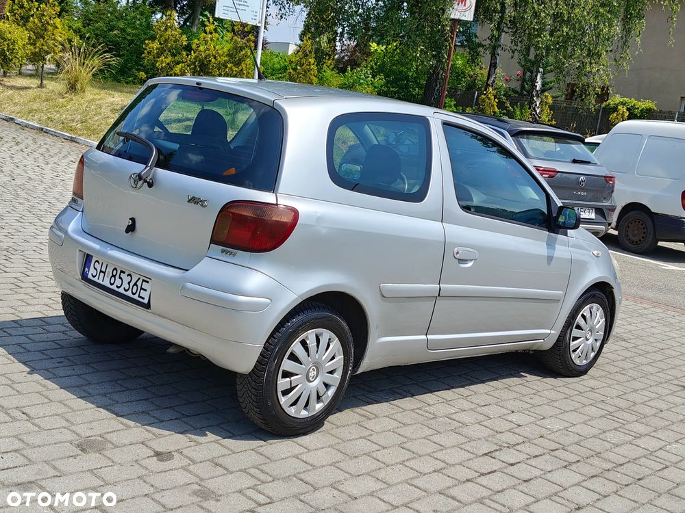 Toyota Yaris 1.3 Sol - 13